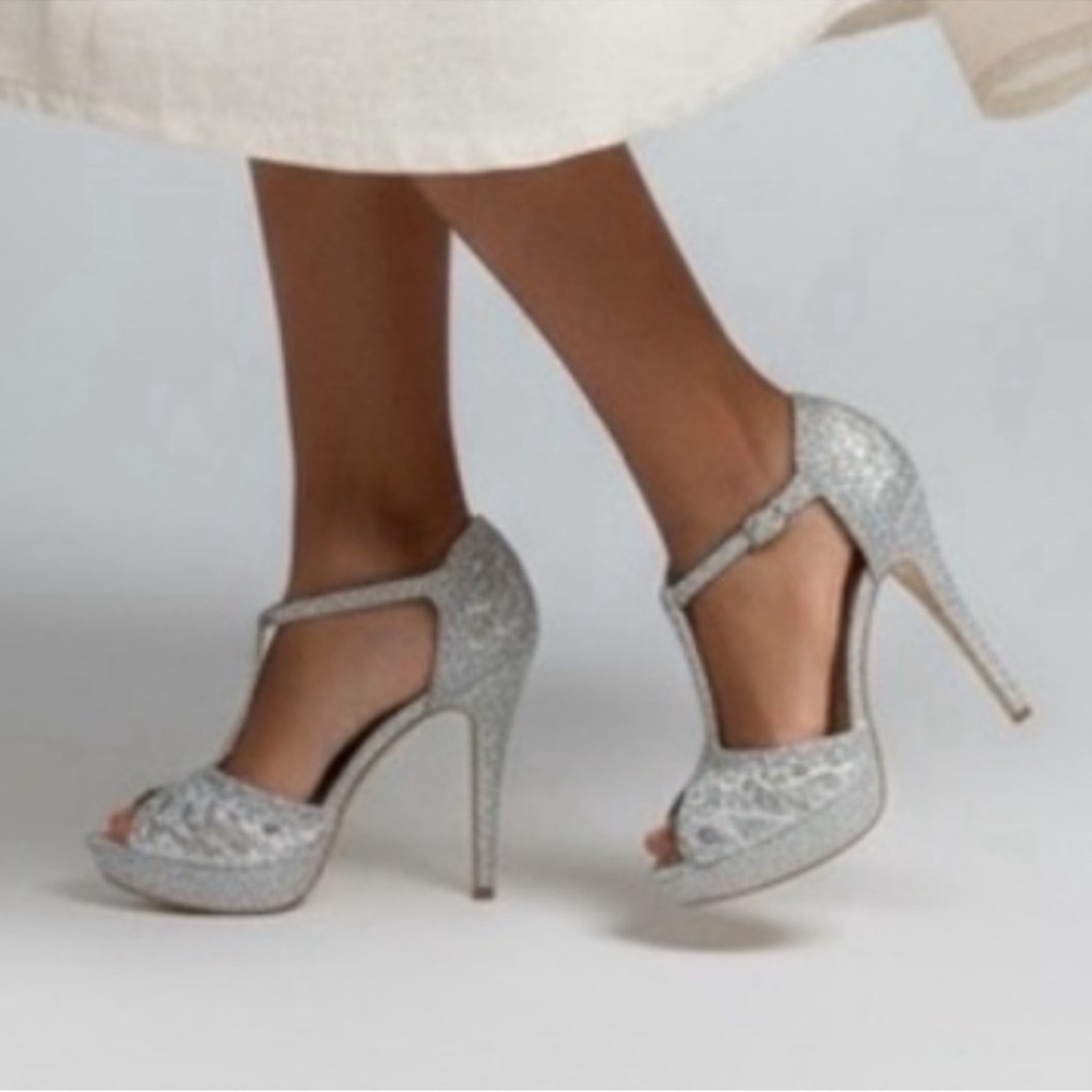 Dream Pairs Women’s Glittering Silver Party Heels